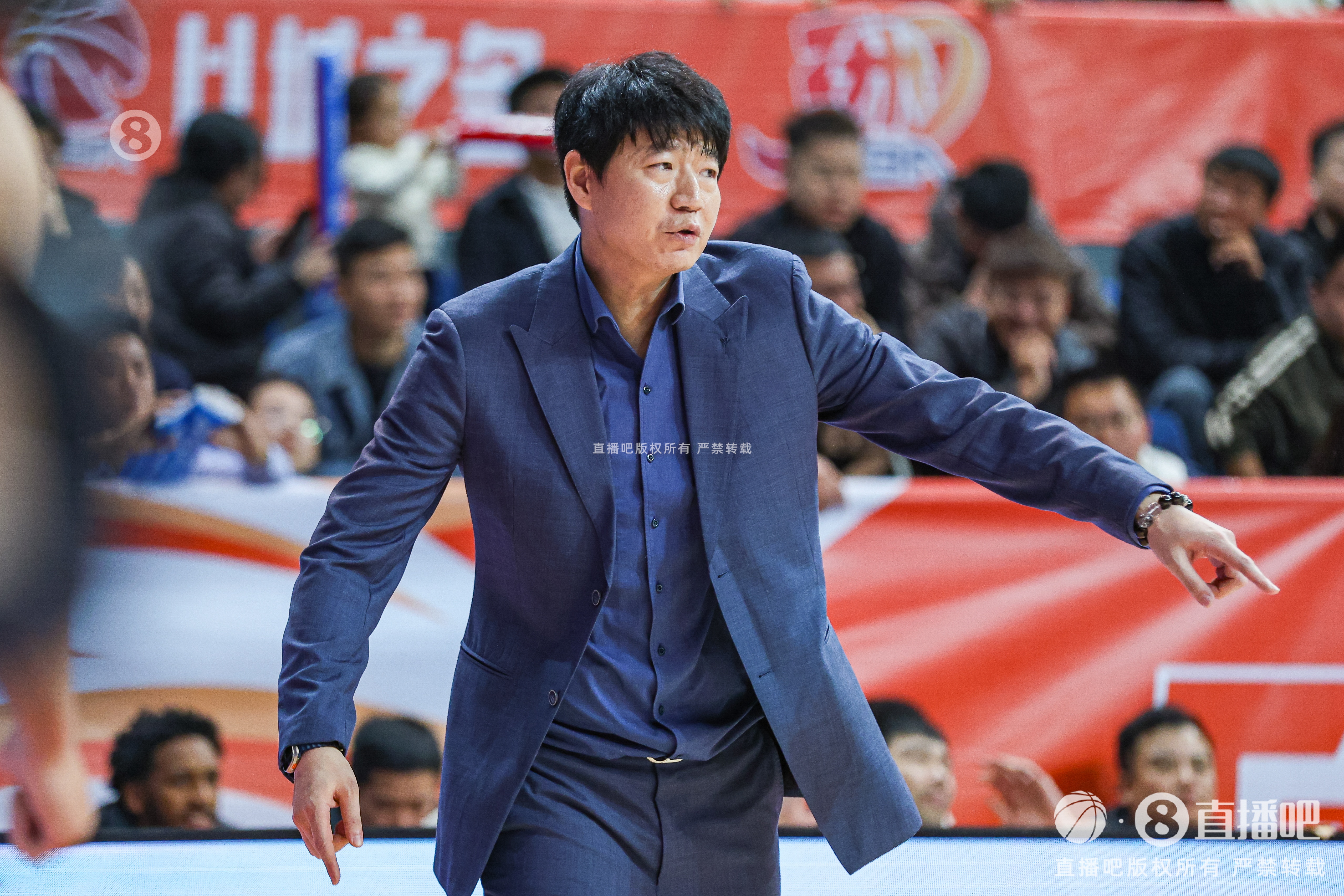 影响季后赛对阵之战!邱彪:不希望太看重结果 希望大家都健康的